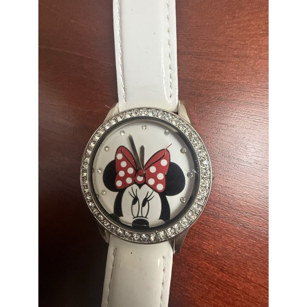 Disney Minnie Watch Accutime Red White Silver Rhinestones BRAND NEW‎ Battery